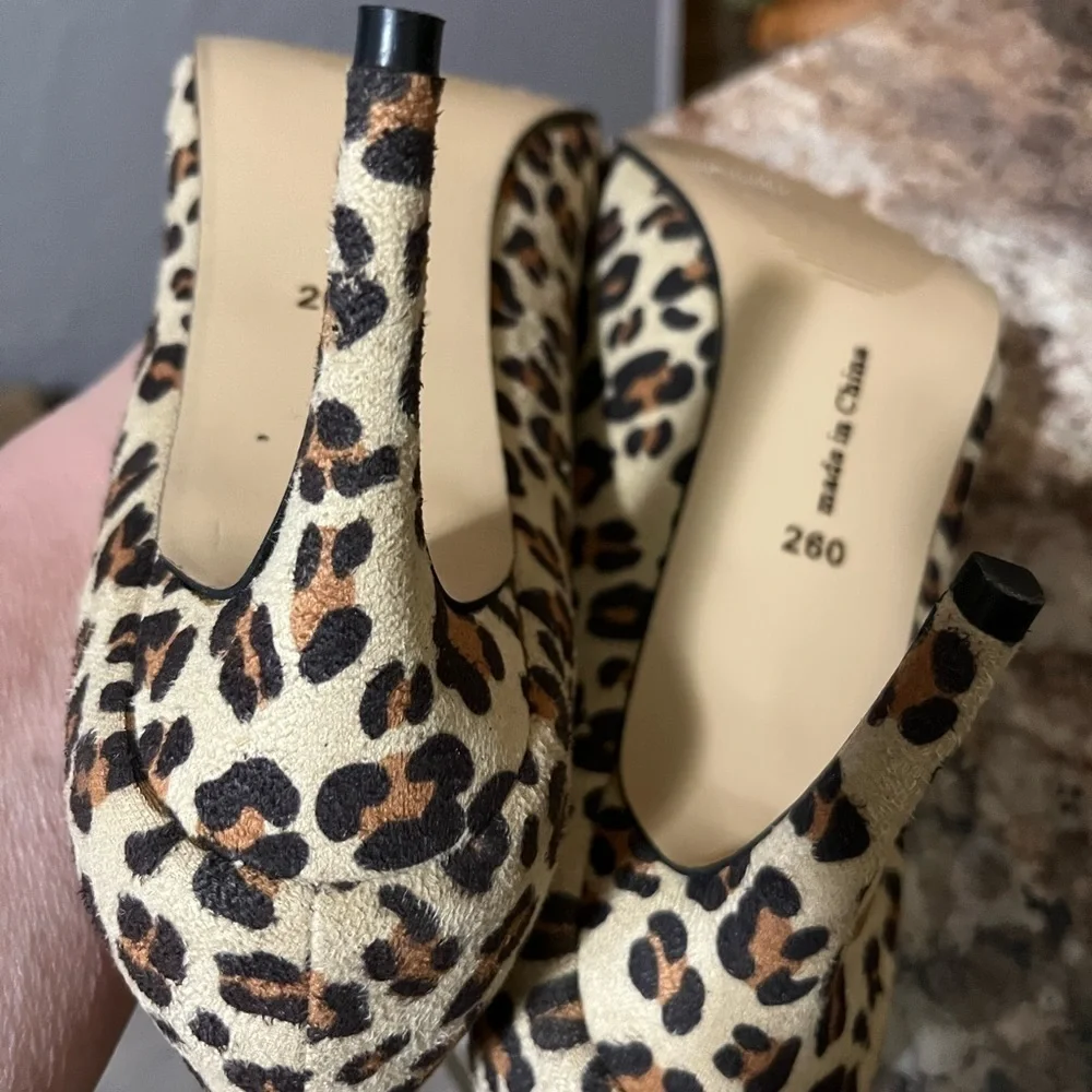 Leopard Print Women’s Heels Size 8.5